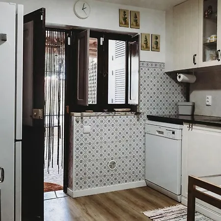 Art & History House In