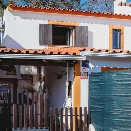 Holiday home Art & History House In Obidos