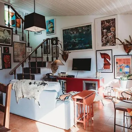 Holiday home Art & History House In Obidos
